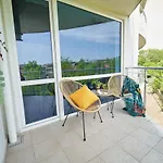 아파트 Design In Atlantis Resort&spa, Airport 부르가스