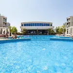 Design In Atlantis Resort&spa, Airport *